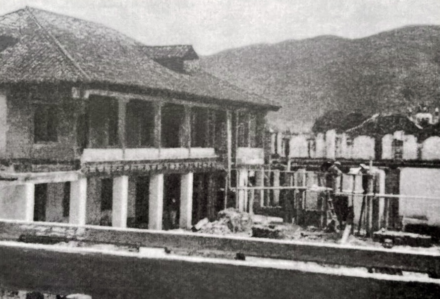 1962